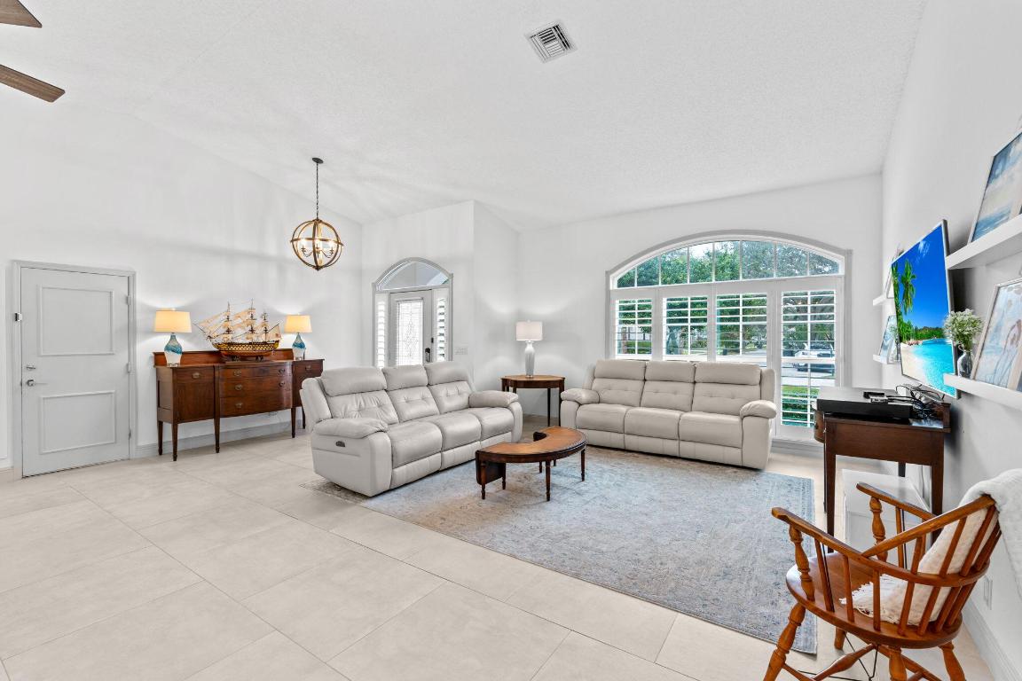 GARDENS HUNT CLUB - Residential