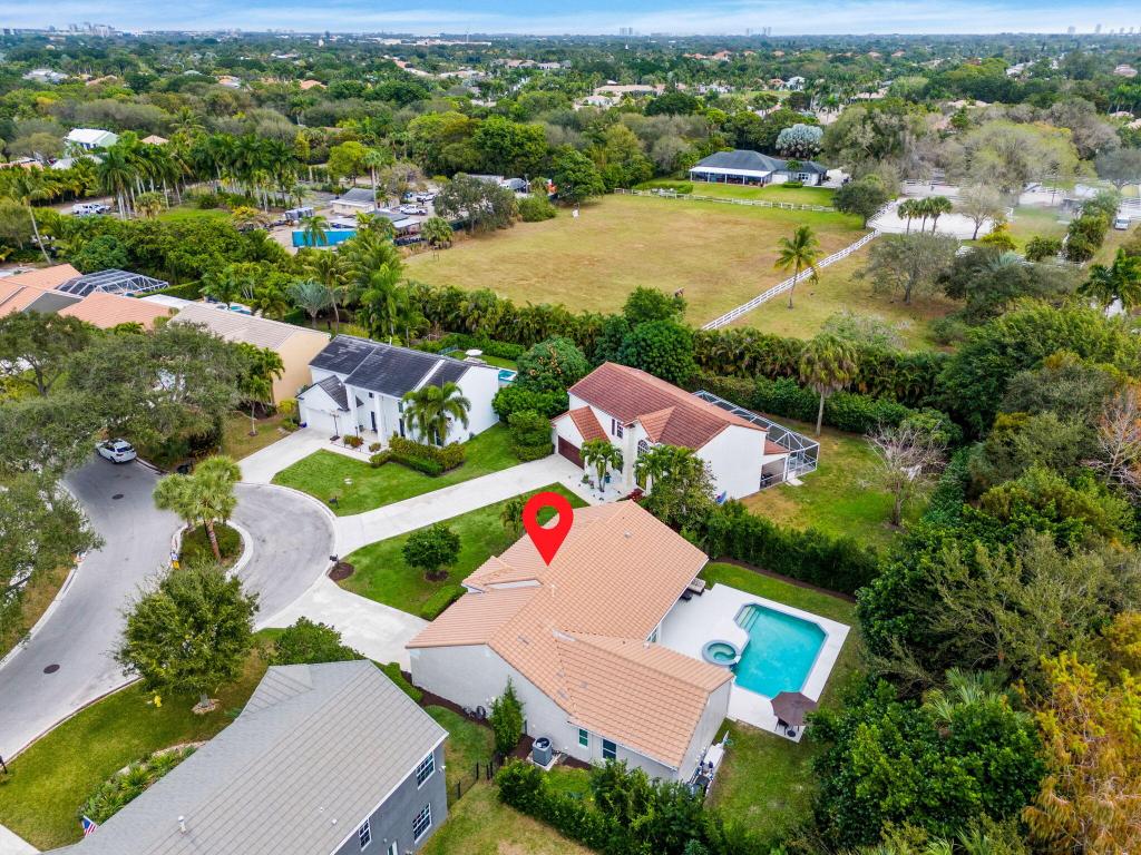 GARDENS HUNT CLUB - Residential