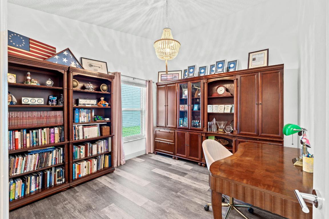 GARDENS HUNT CLUB - Residential