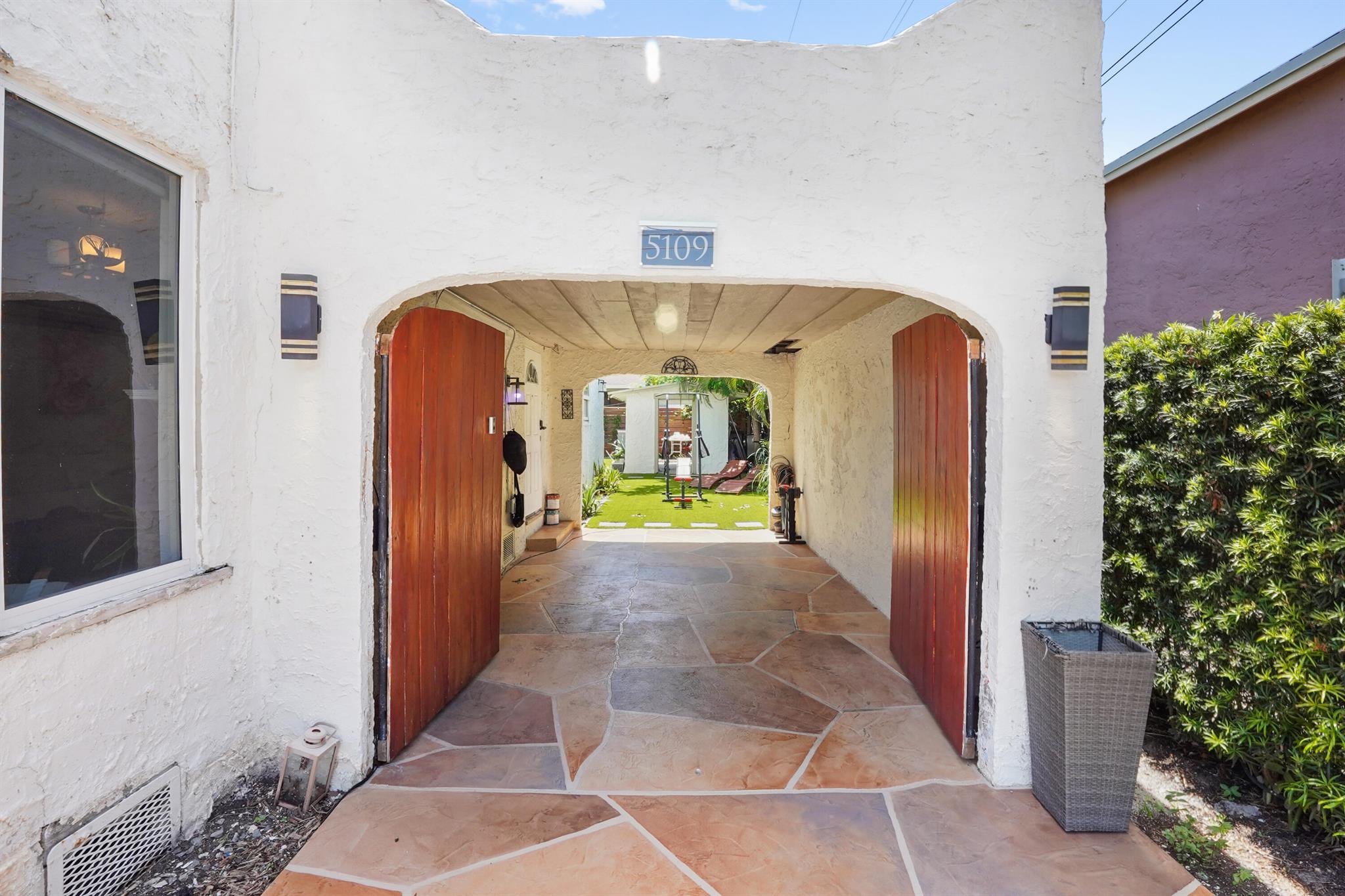 5109 Garden Avenue