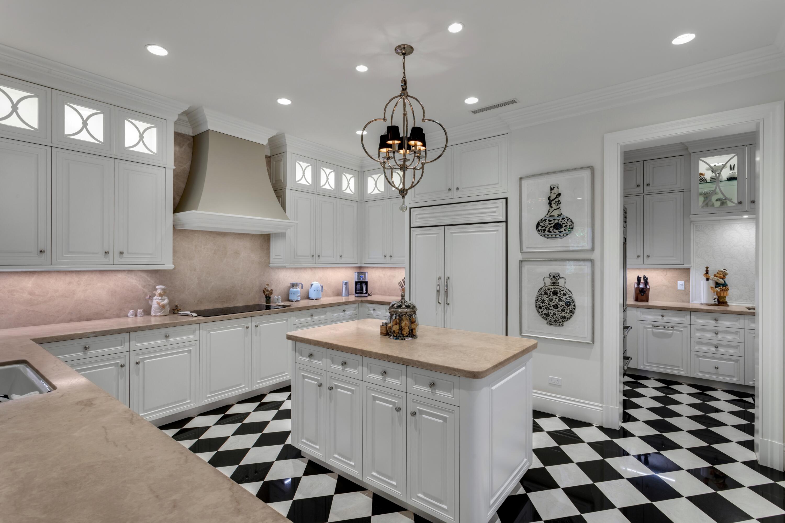 OLD MARSH GOLF CLUB 7500 OLD MARSH RD PALM BEACH G - Residential