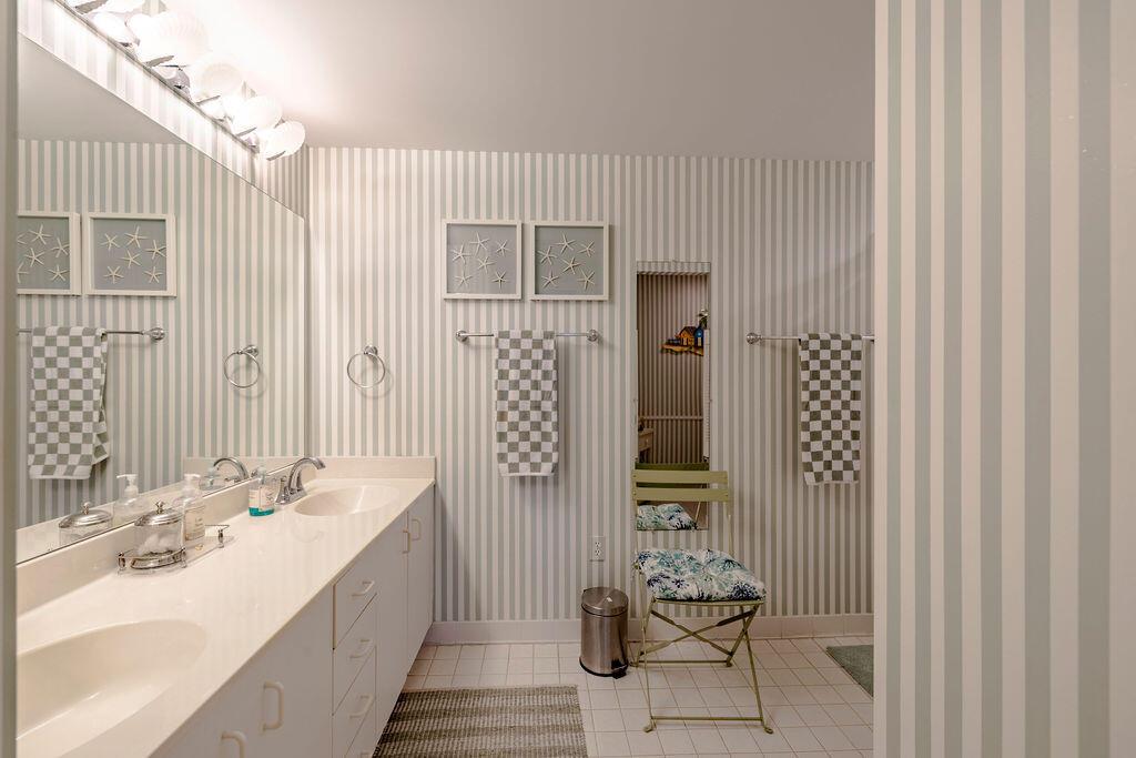 ''''''HARBOR POINTE AT GR - Residential