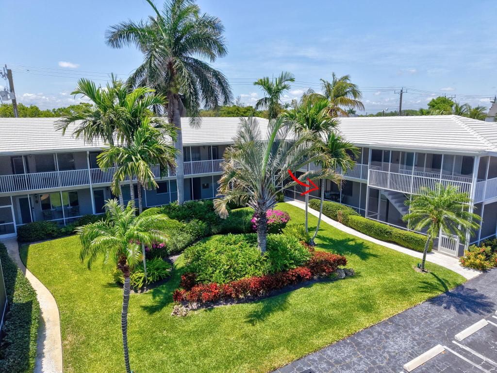 Photo of 426 NE 7th Avenue #1f, Delray Beach, FL 33483 (MLS # R11093129)