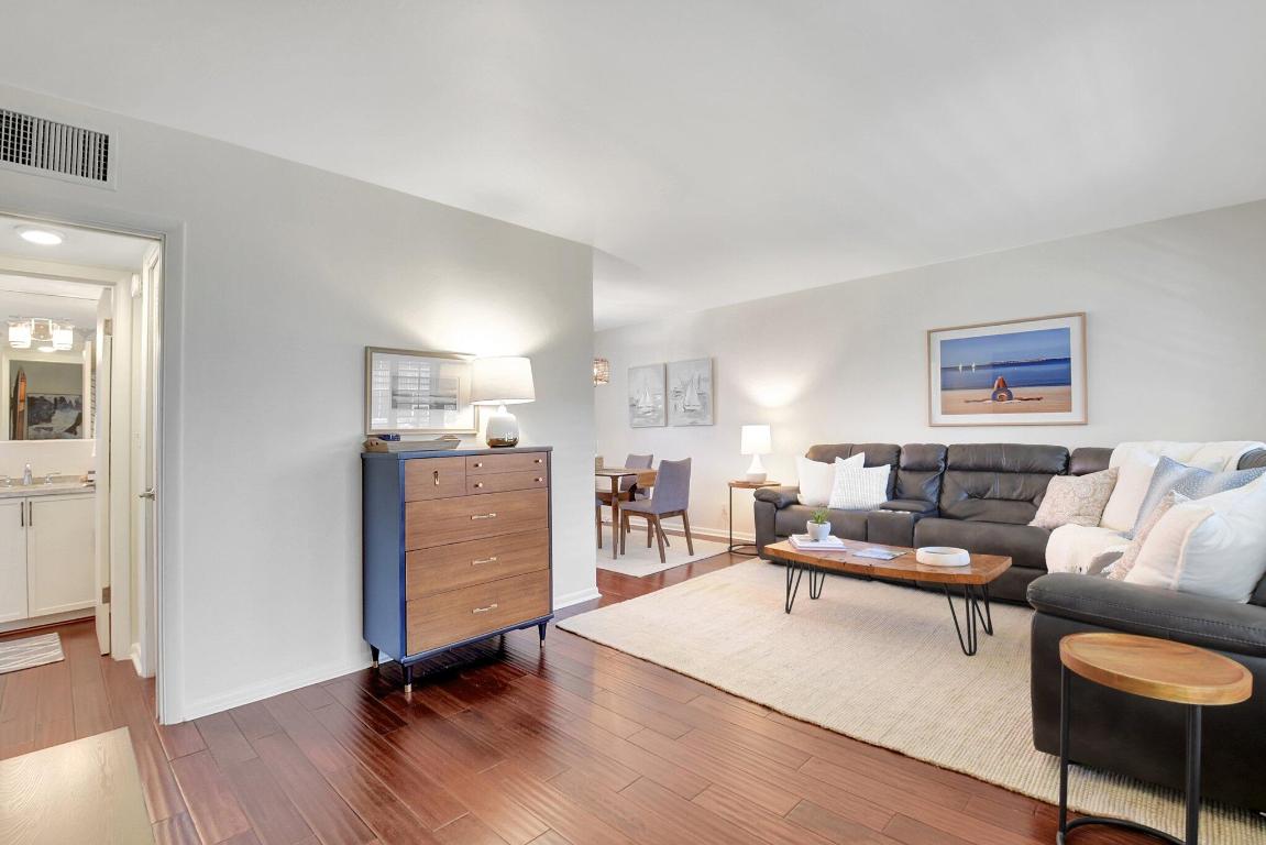 426 NE 7th Avenue 1f