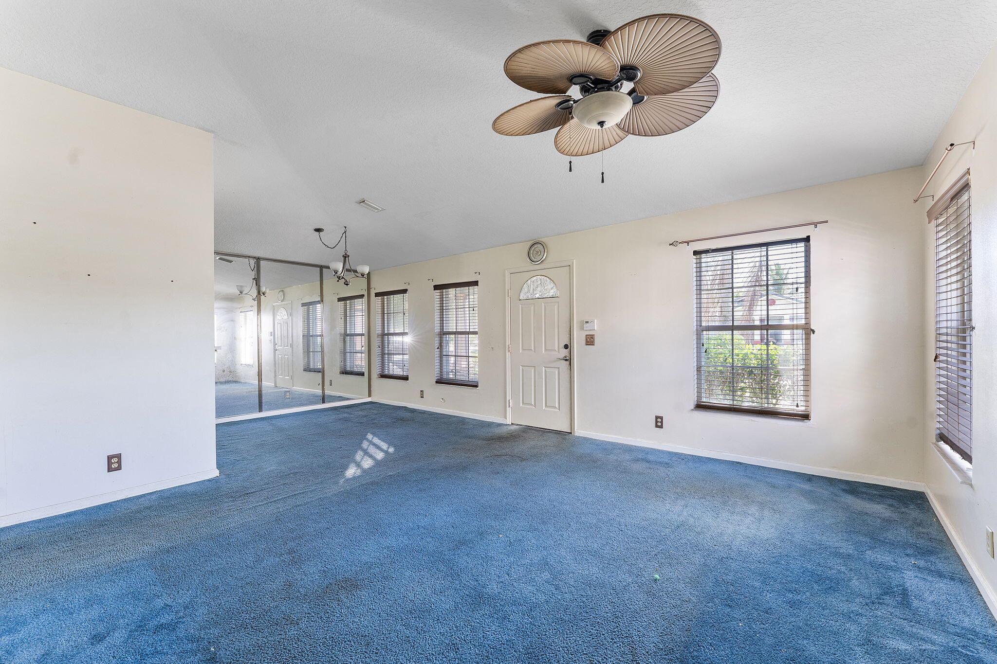 1135 Freshwater Lakes Drive