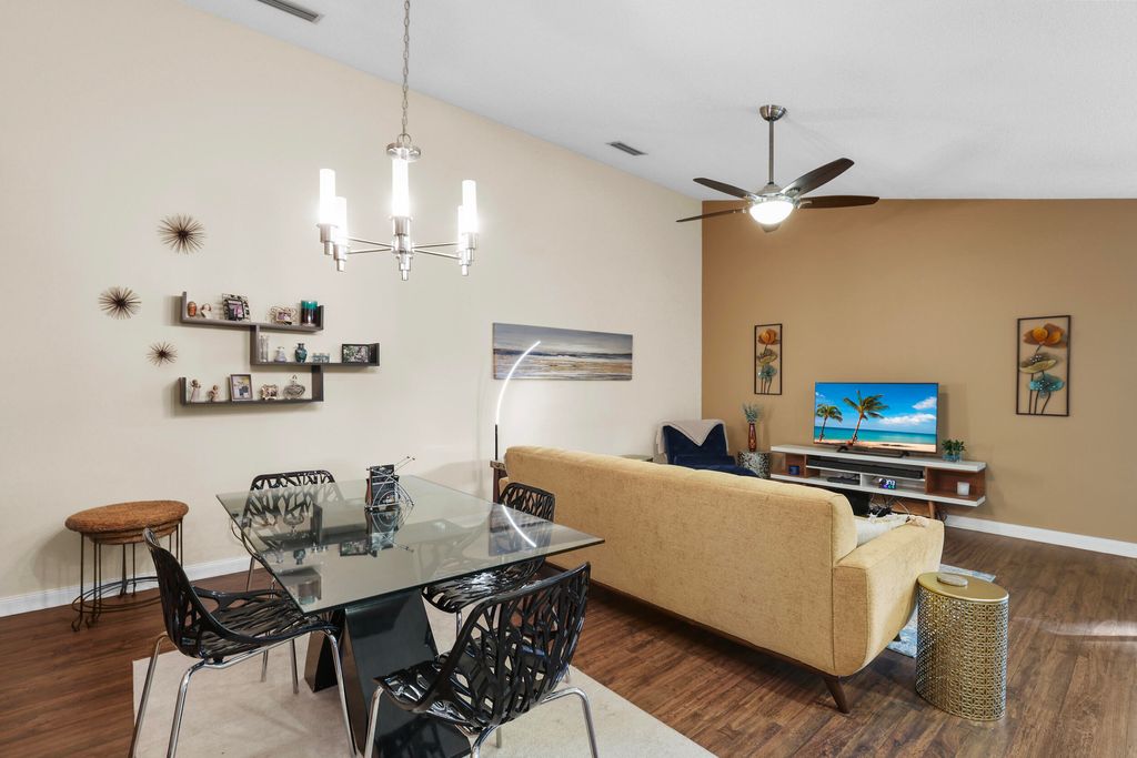 Photo of 2404 Pin Oak Court, Palm Beach Gardens, FL 33410 (MLS # R11149555)