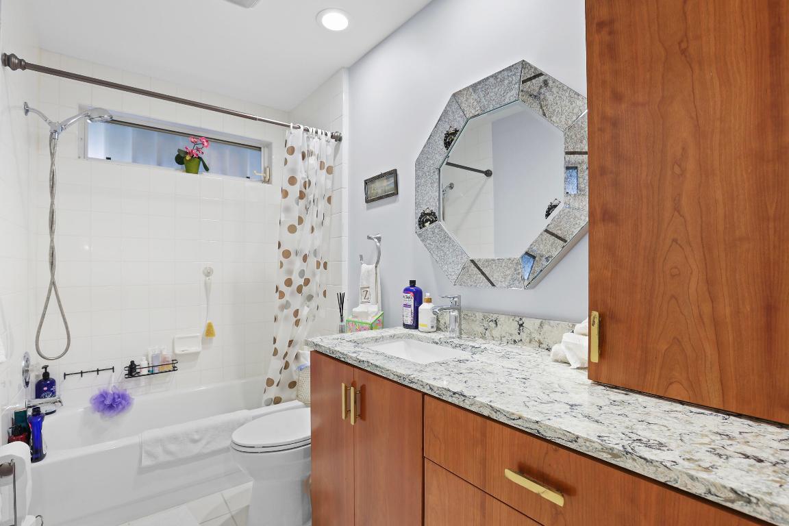 OAKS-SUNTERRACE 1 - Residential