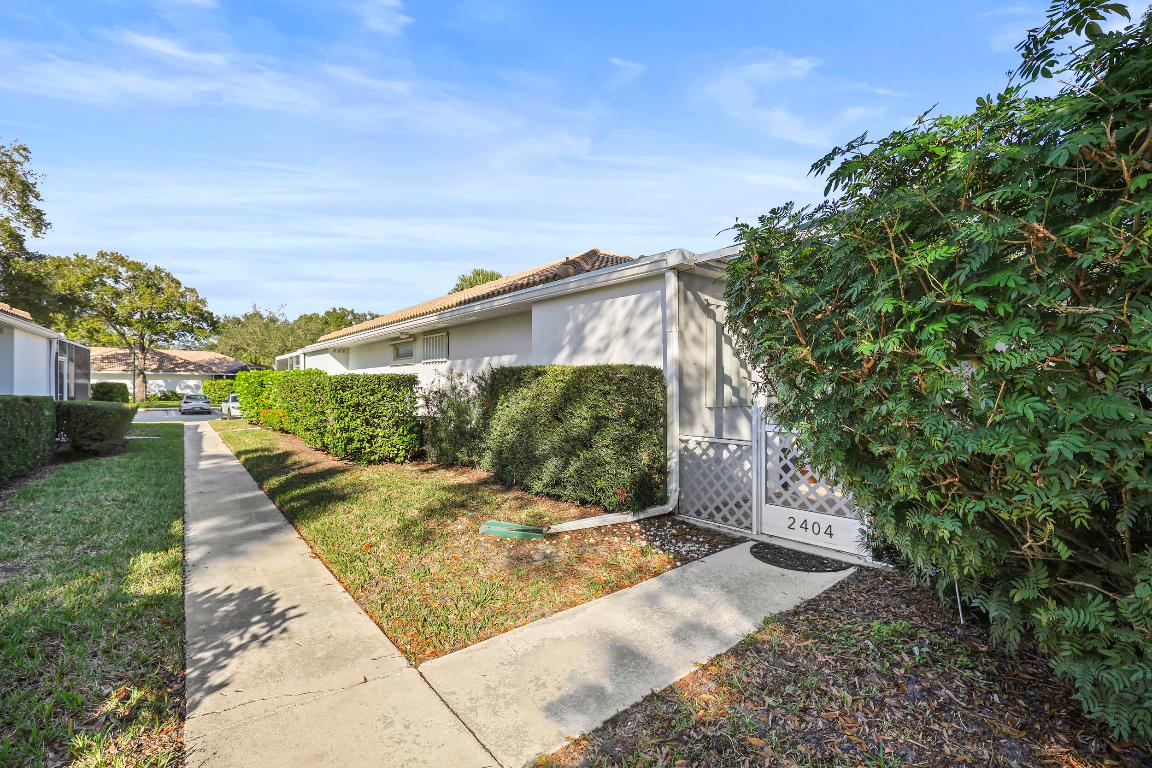 OAKS-SUNTERRACE 1 - Residential