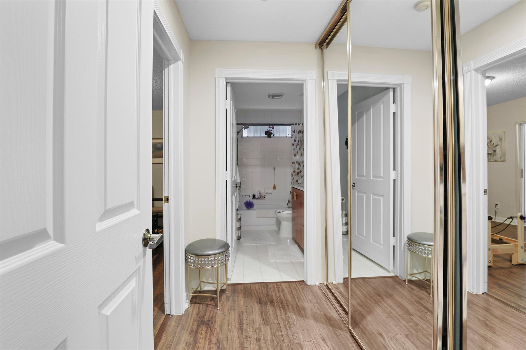 OAKS-SUNTERRACE 1 - Residential