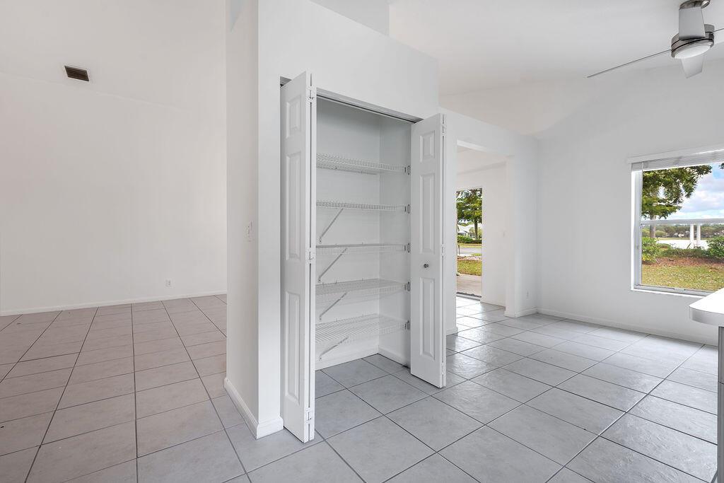 WELLINGTONS EDGE PAR 76 P - Residential Lease