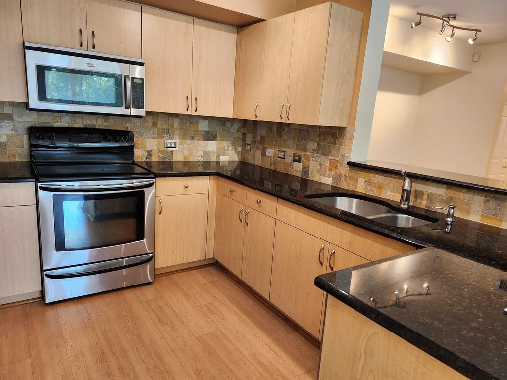 Photo of 813 Villa Circle, Boynton Beach, FL 33435 (MLS # R11067781)