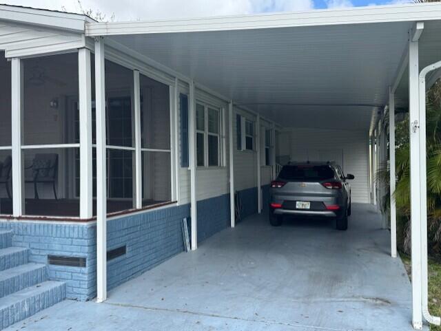 DEERFIELD LAKE - Residential