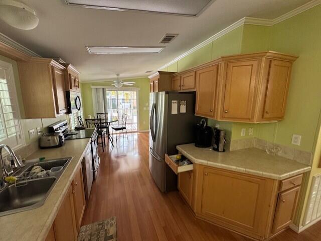 DEERFIELD LAKE - Residential