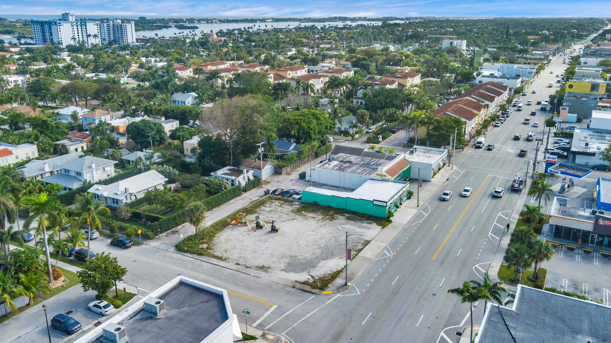 SOUTHLAND PARK - Land