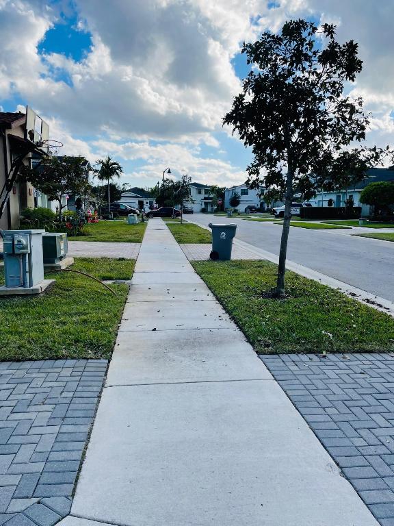 RANCHETTE LAKE - Residential Lease