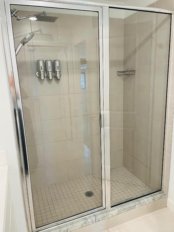 RANCHETTE LAKE - Residential Lease