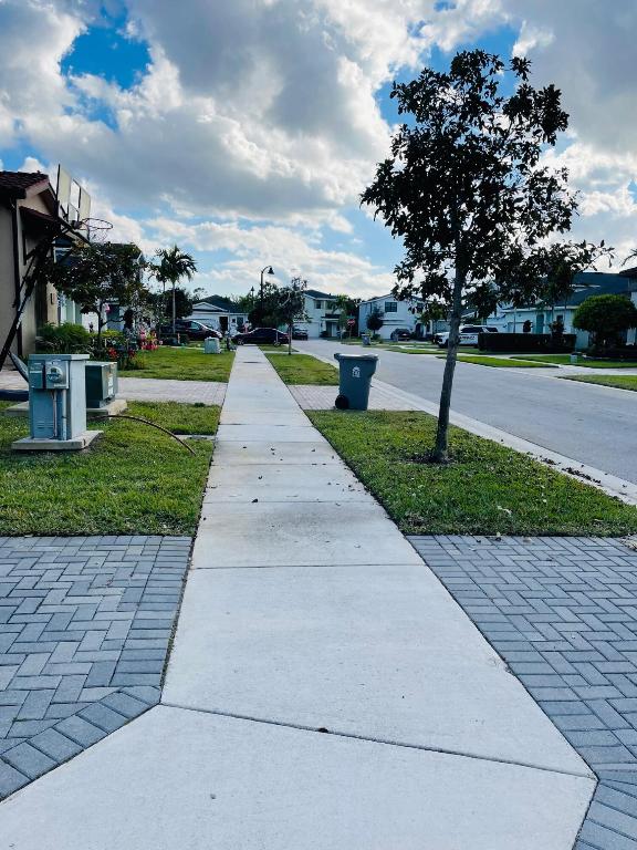 RANCHETTE LAKE - Residential Lease