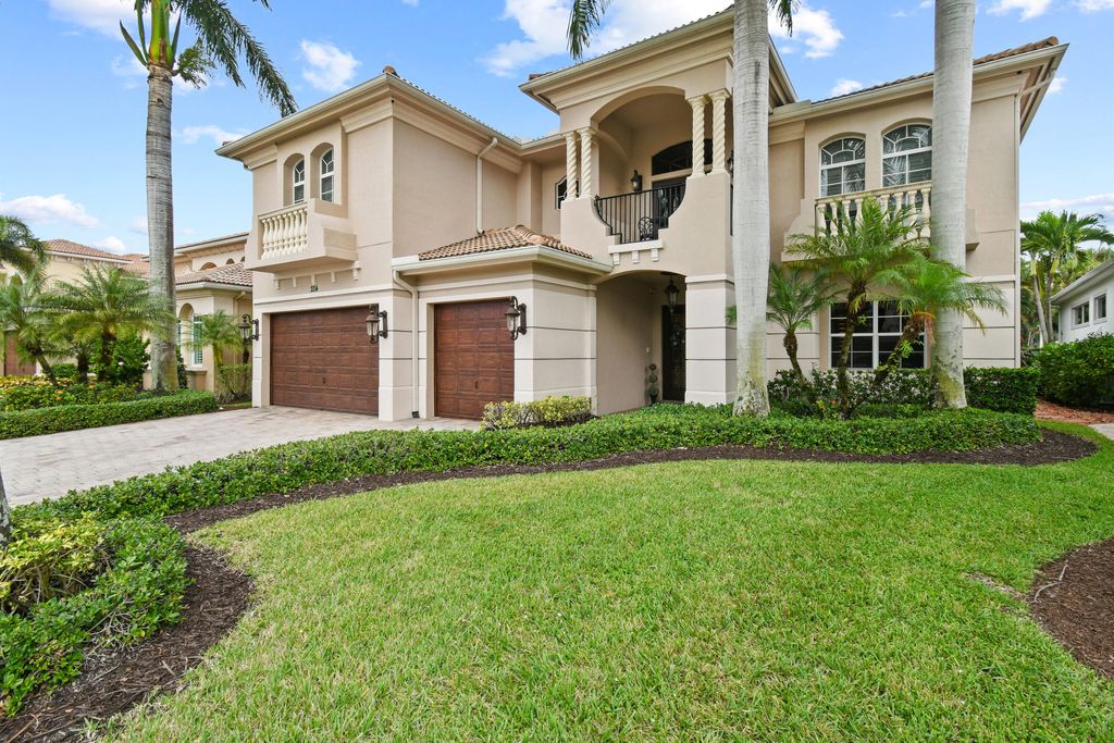 Photo of 334 Charroux Drive, Palm Beach Gardens, FL 33410 (MLS # R10945162)