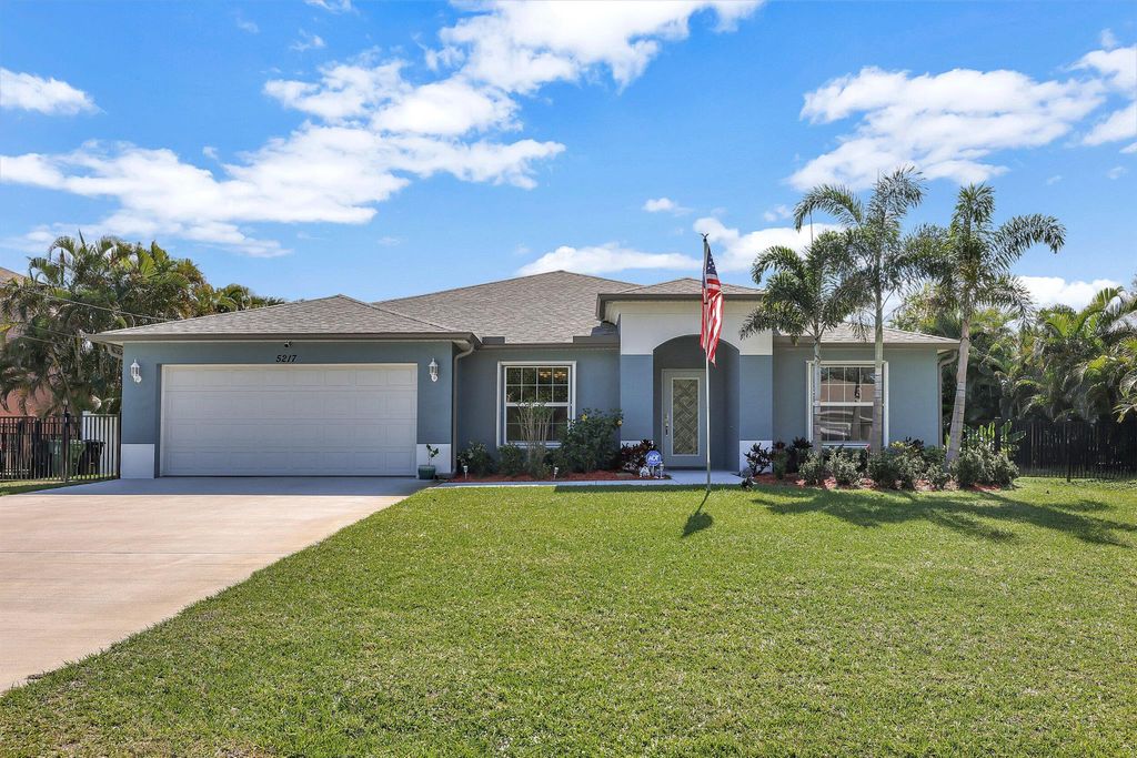Photo of 5217 NW Rugby Drive, Port Saint Lucie, FL 34983 (MLS # R10962592)