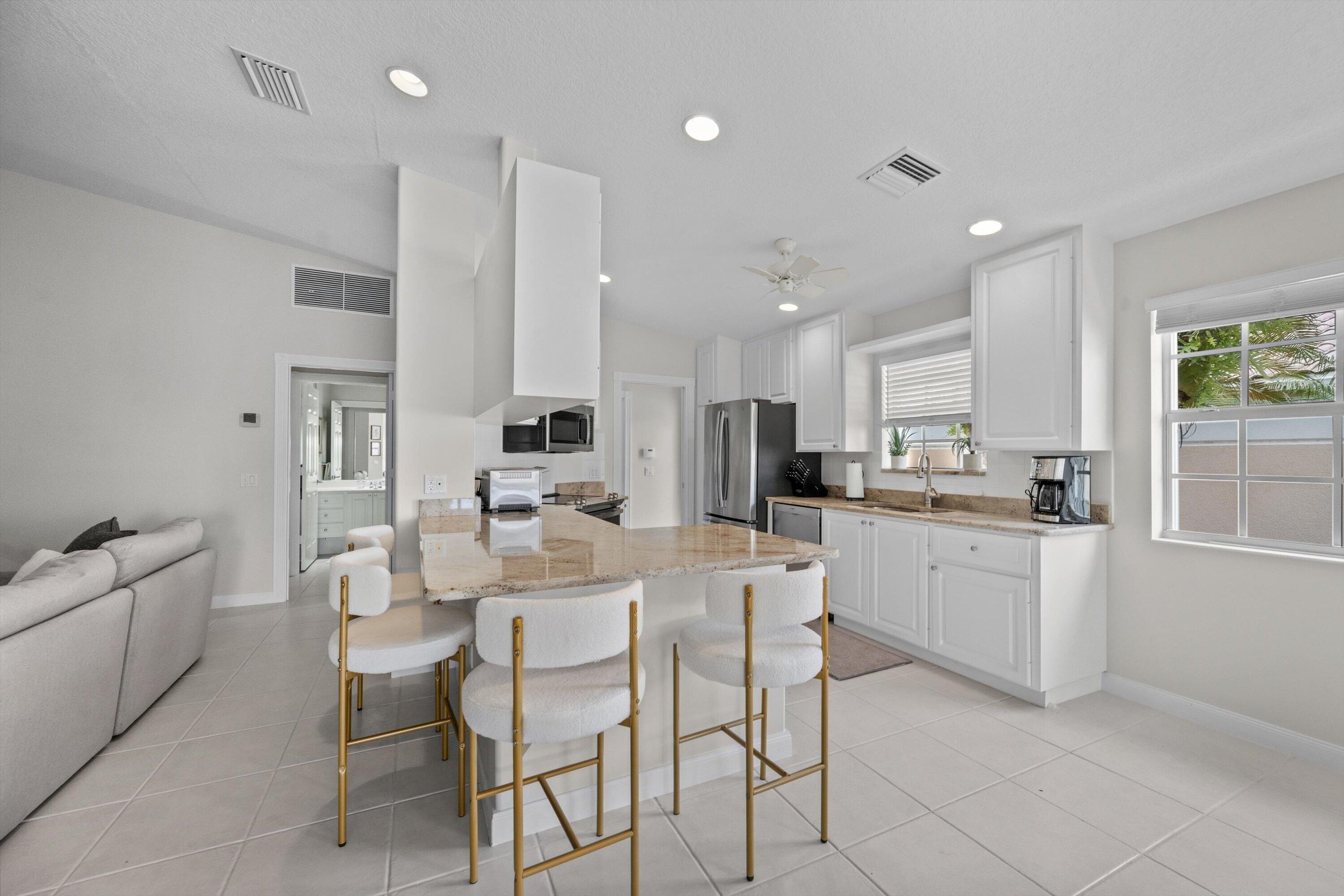 Properties 3136 VERDMONT Lane