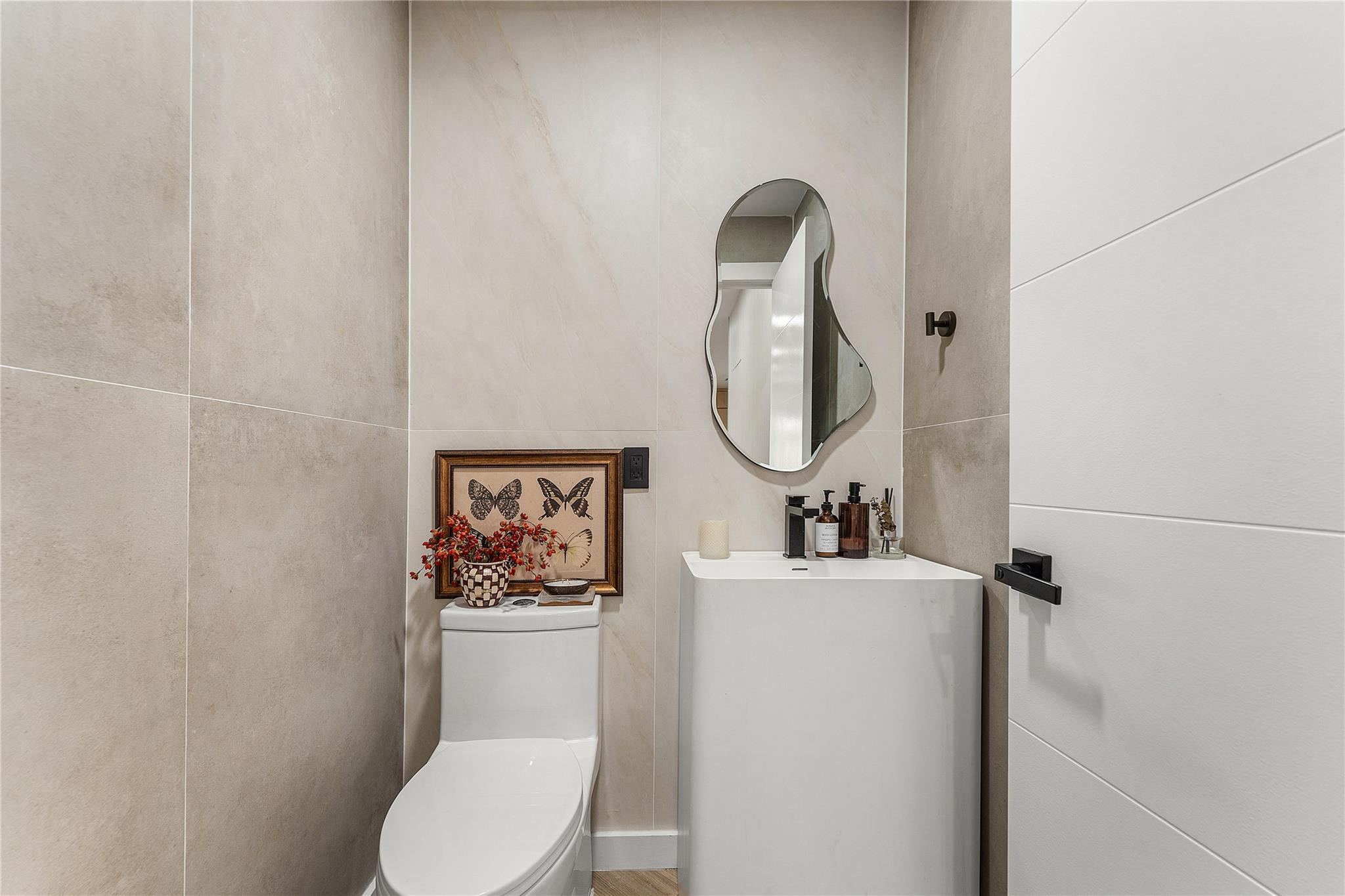 SUNRISE GOLF VILLAGE SECT - Residential Lease