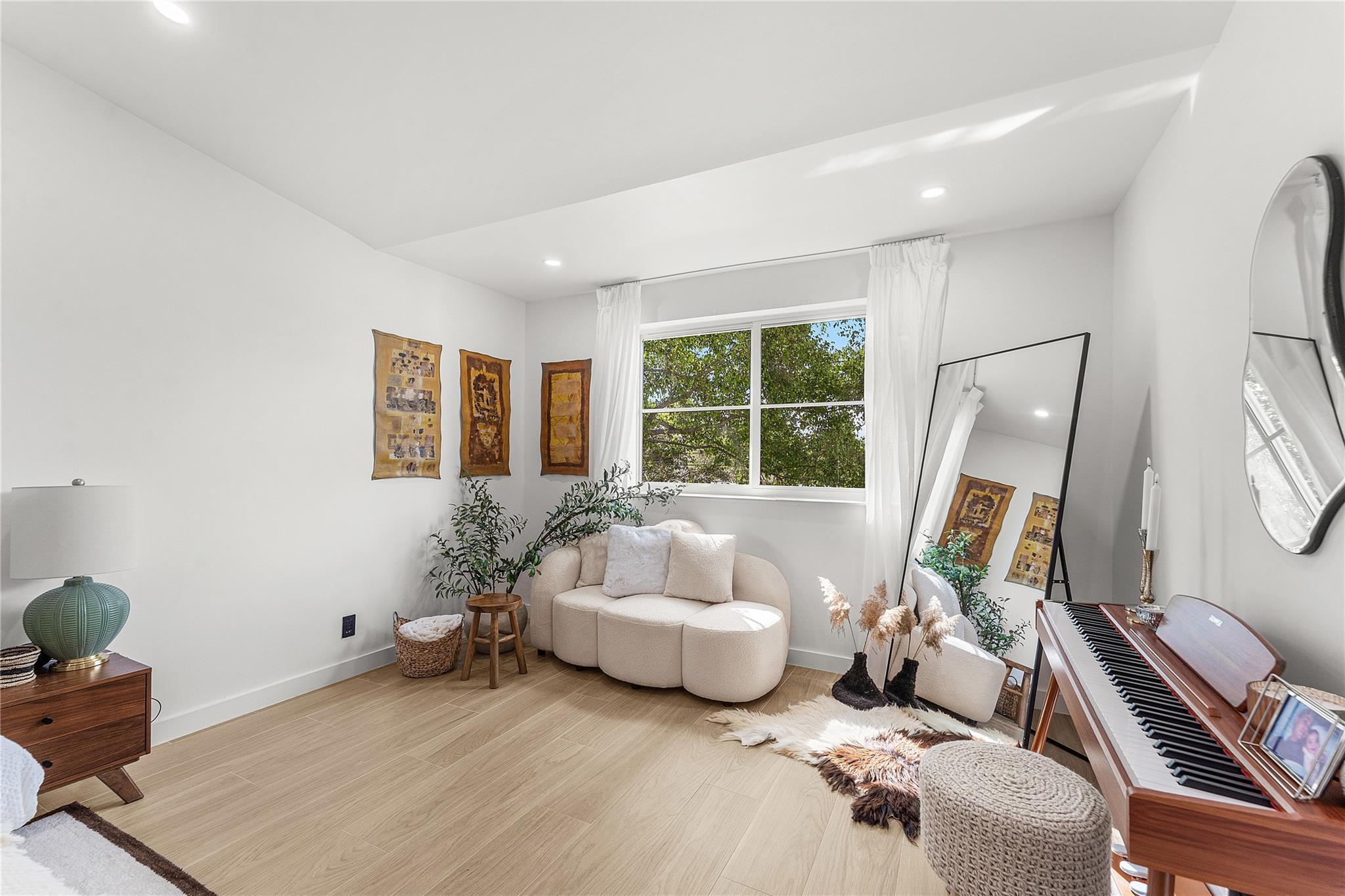 SUNRISE GOLF VILLAGE SECT - Residential Lease