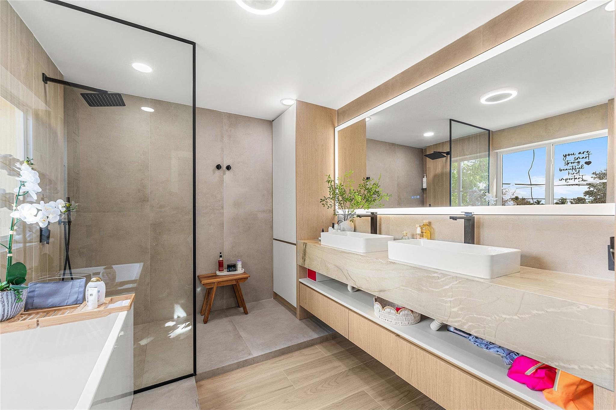 SUNRISE GOLF VILLAGE SECT - Residential Lease