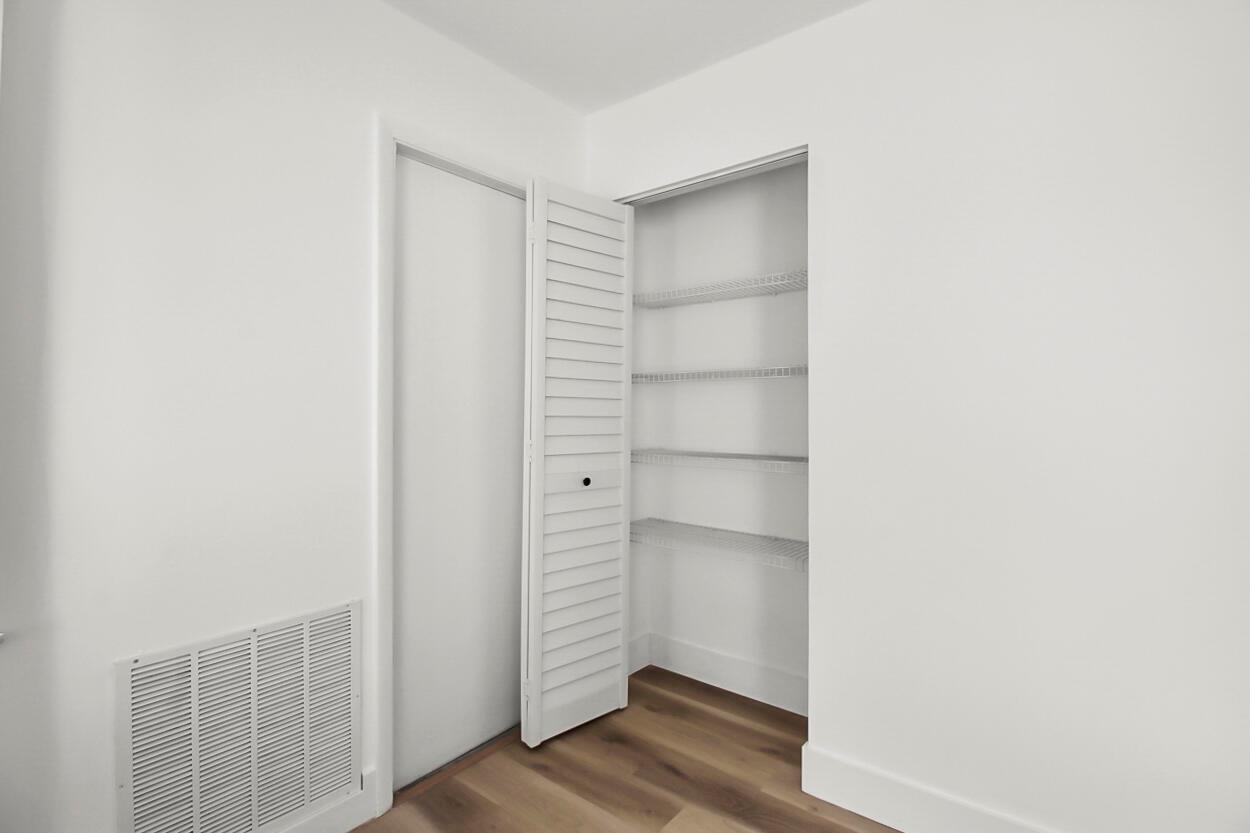 PORT ST LUCIE SECTION 25 - Residential Lease