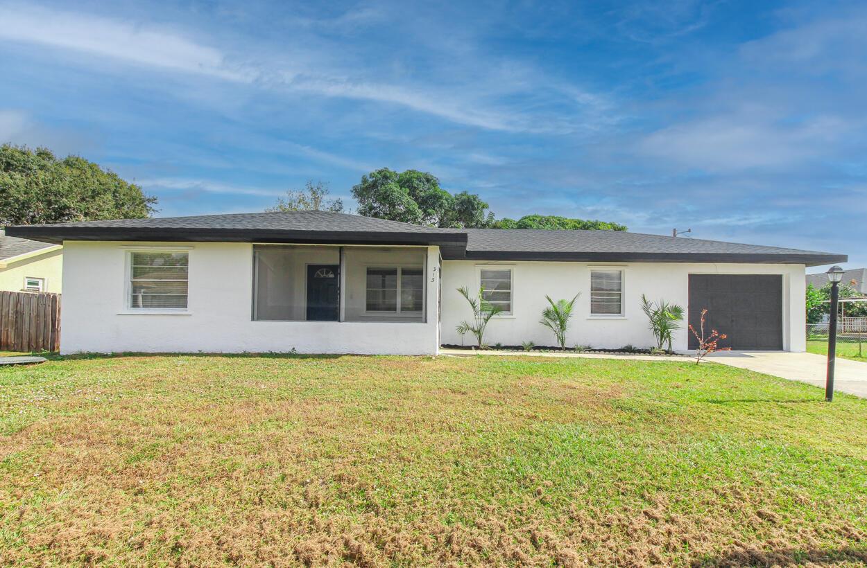 PORT ST LUCIE SECTION 25 - Residential Lease