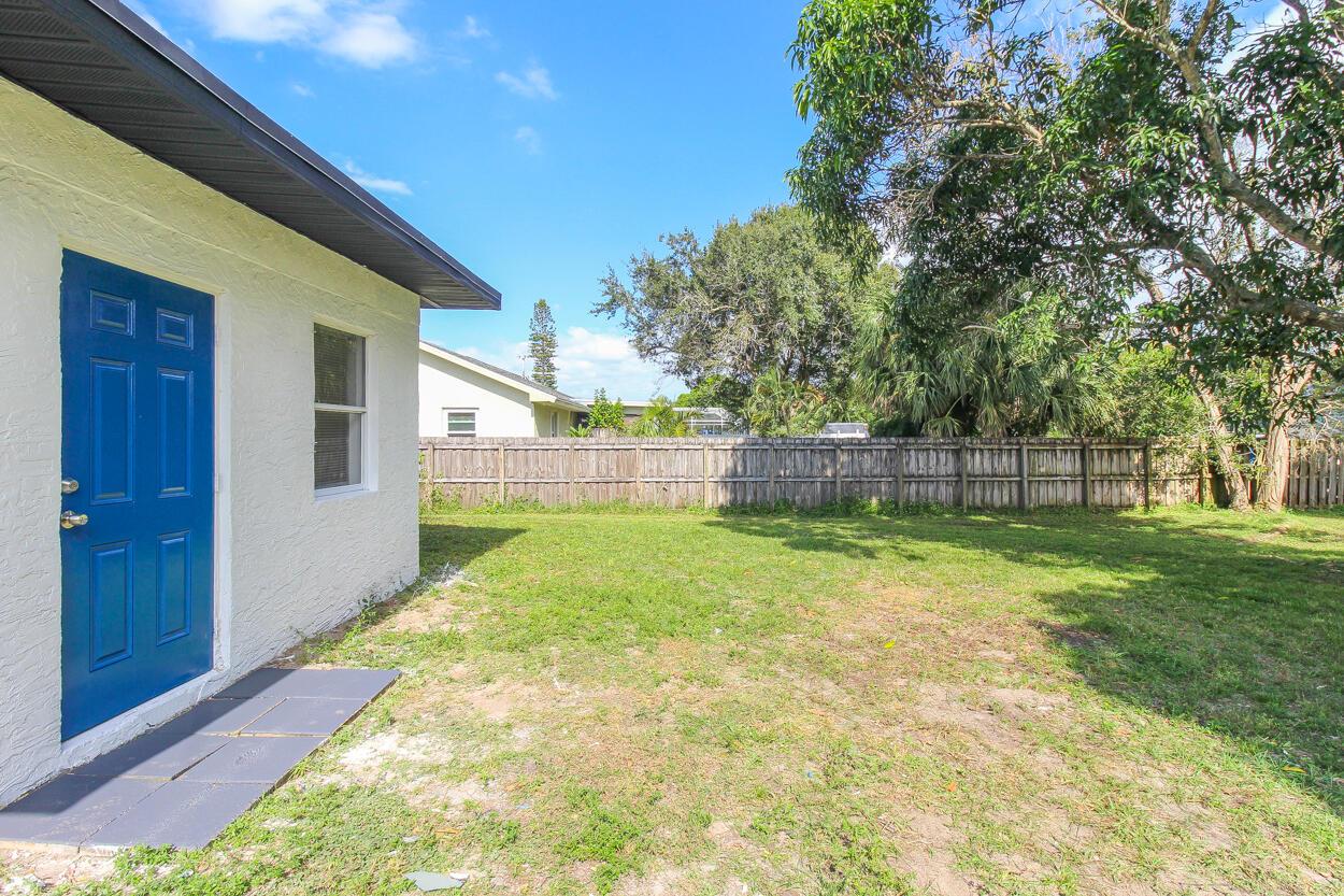 PORT ST LUCIE SECTION 25 - Residential Lease
