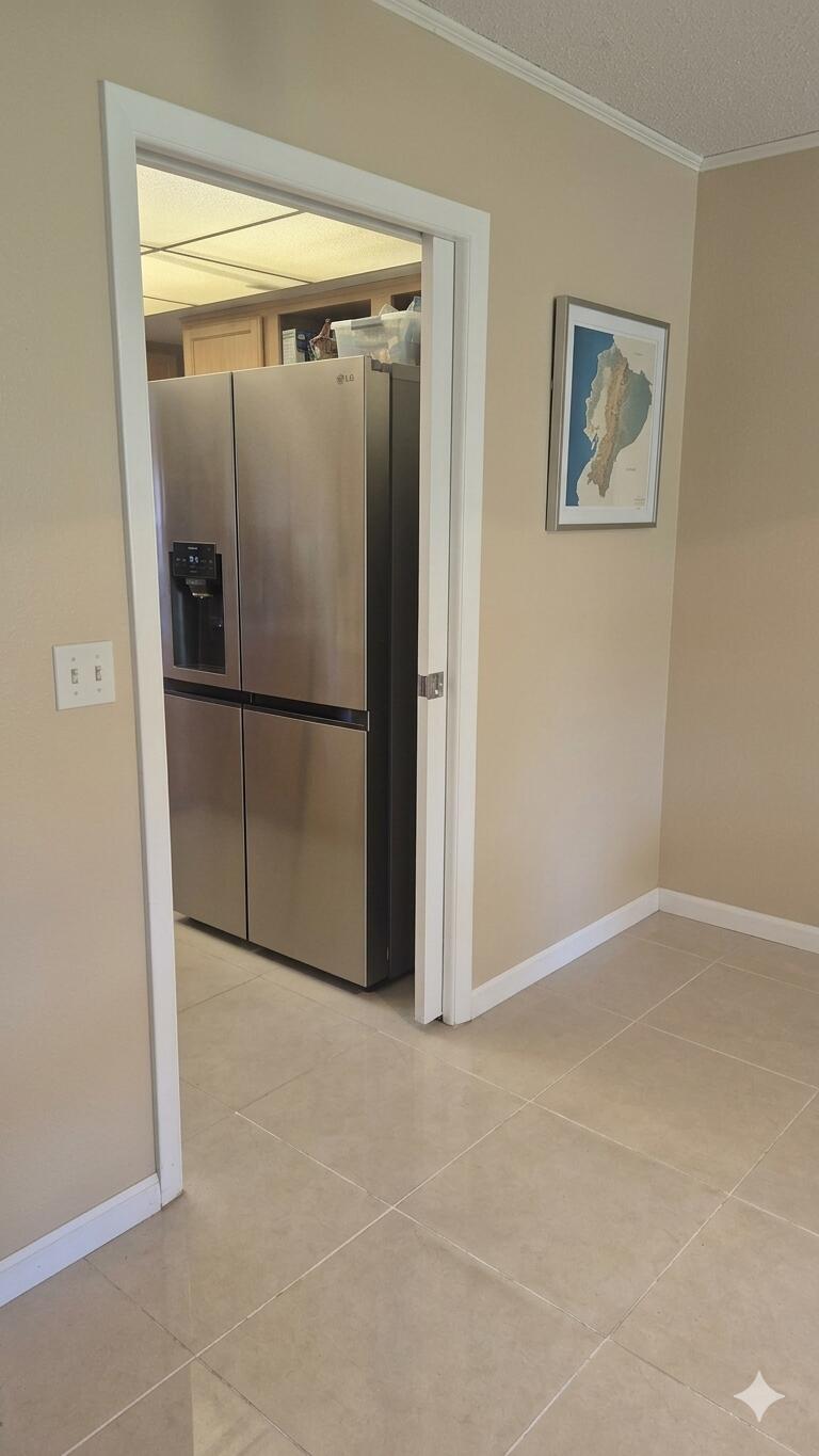 CRESTHAVEN VILLAS CONDO 13 - Residential