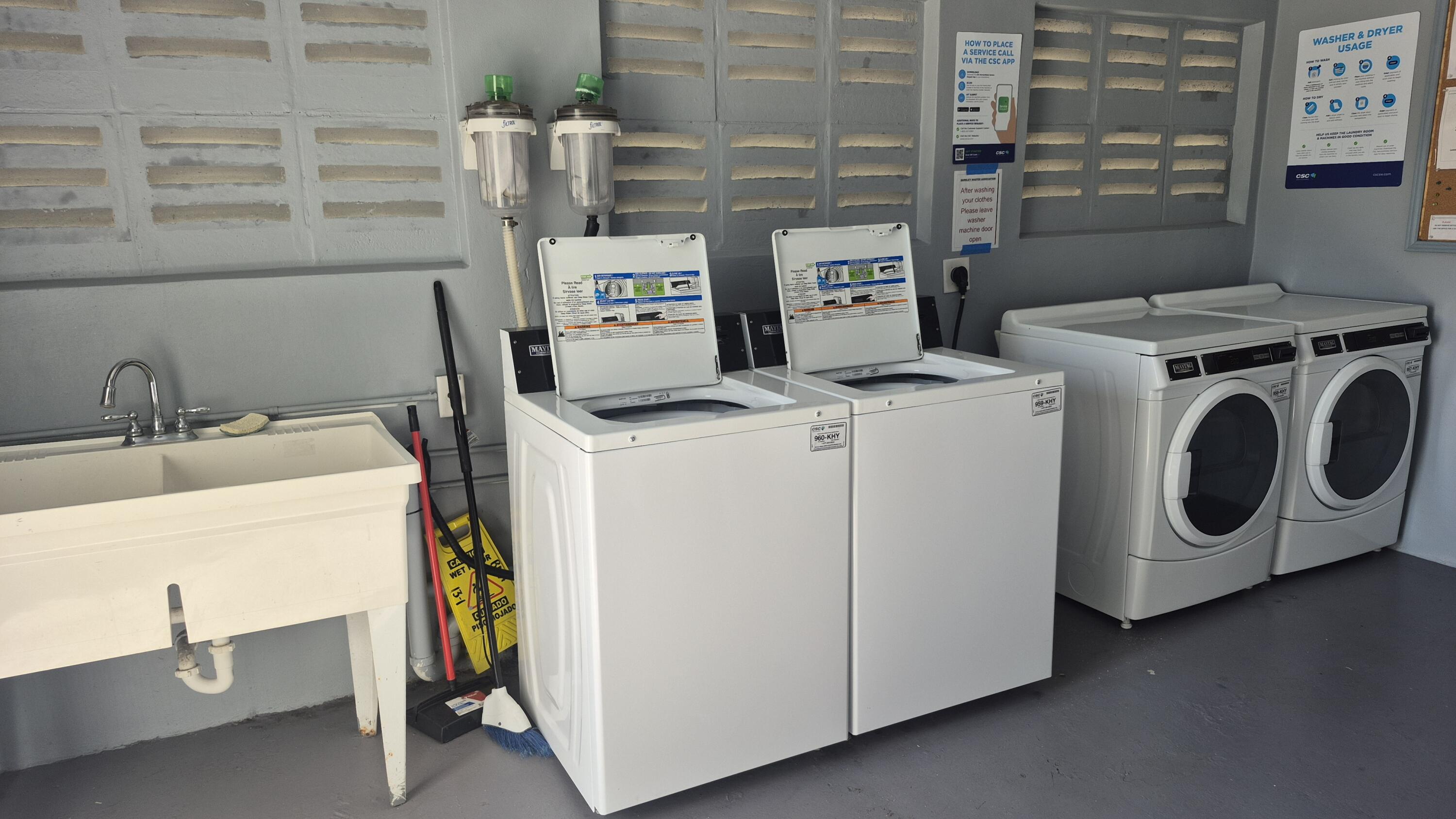 CRESTHAVEN VILLAS CONDO 13 - Residential