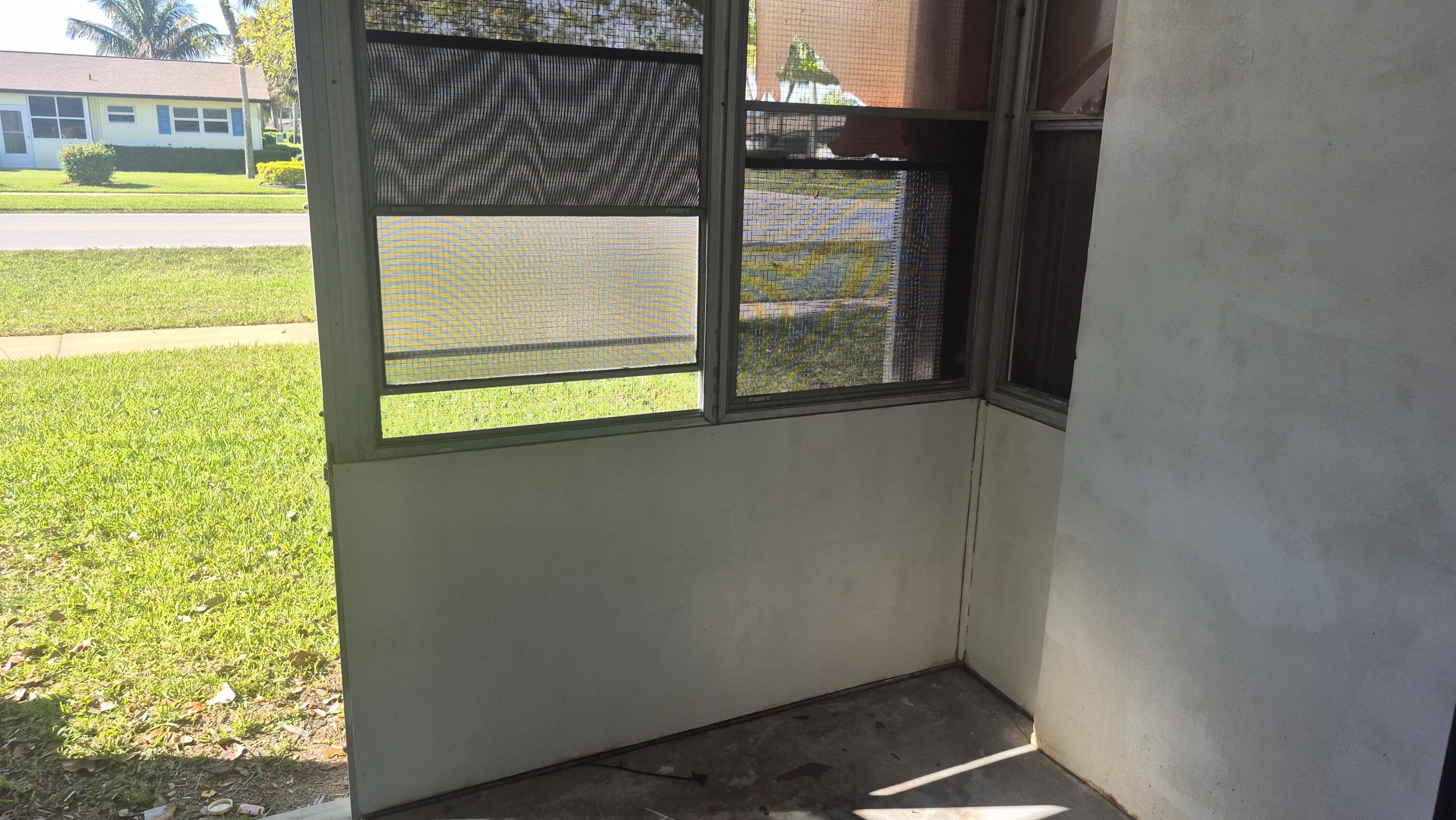 CRESTHAVEN VILLAS CONDO 13 - Residential