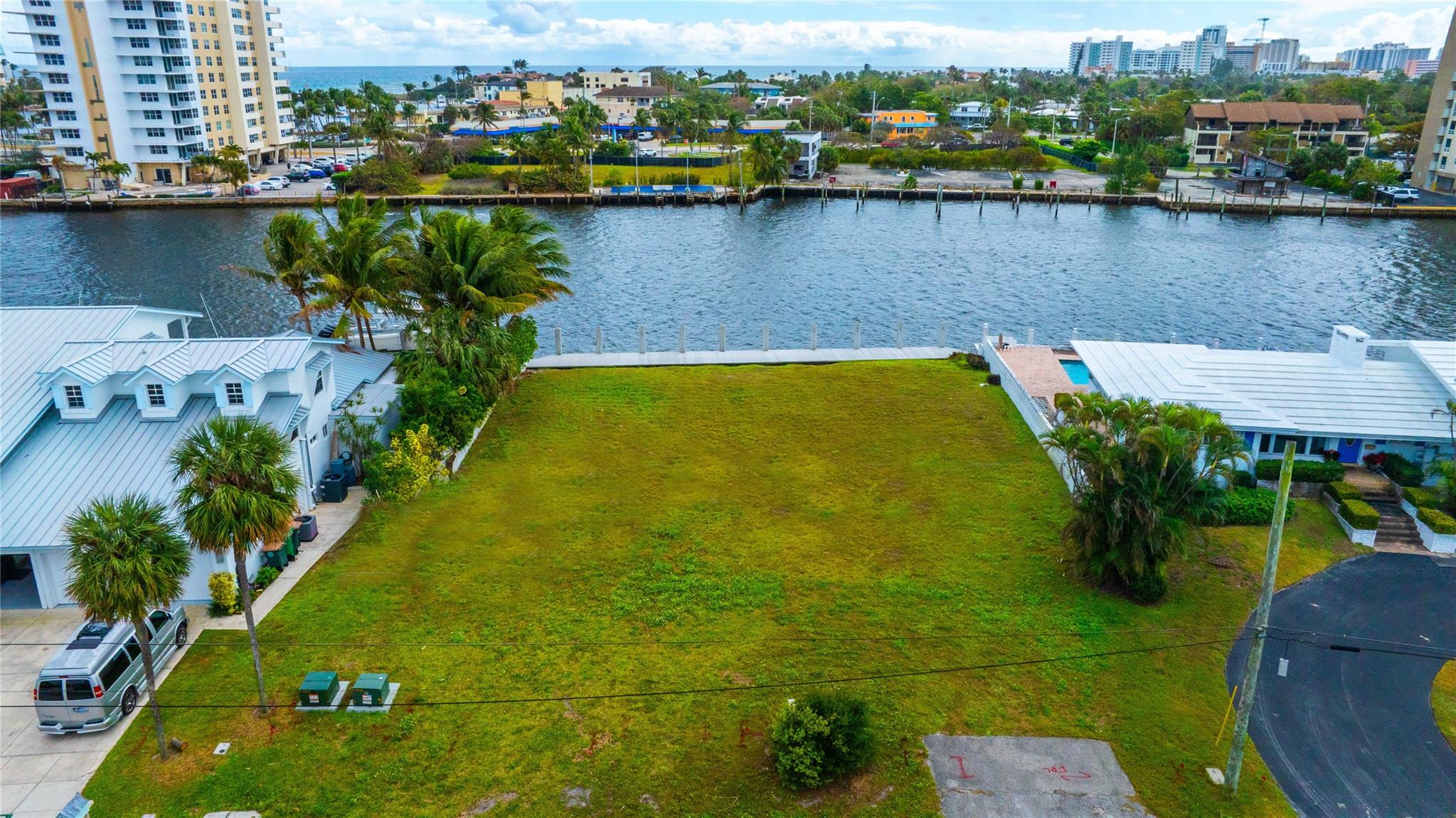 Lighthouse Point First Se - Land