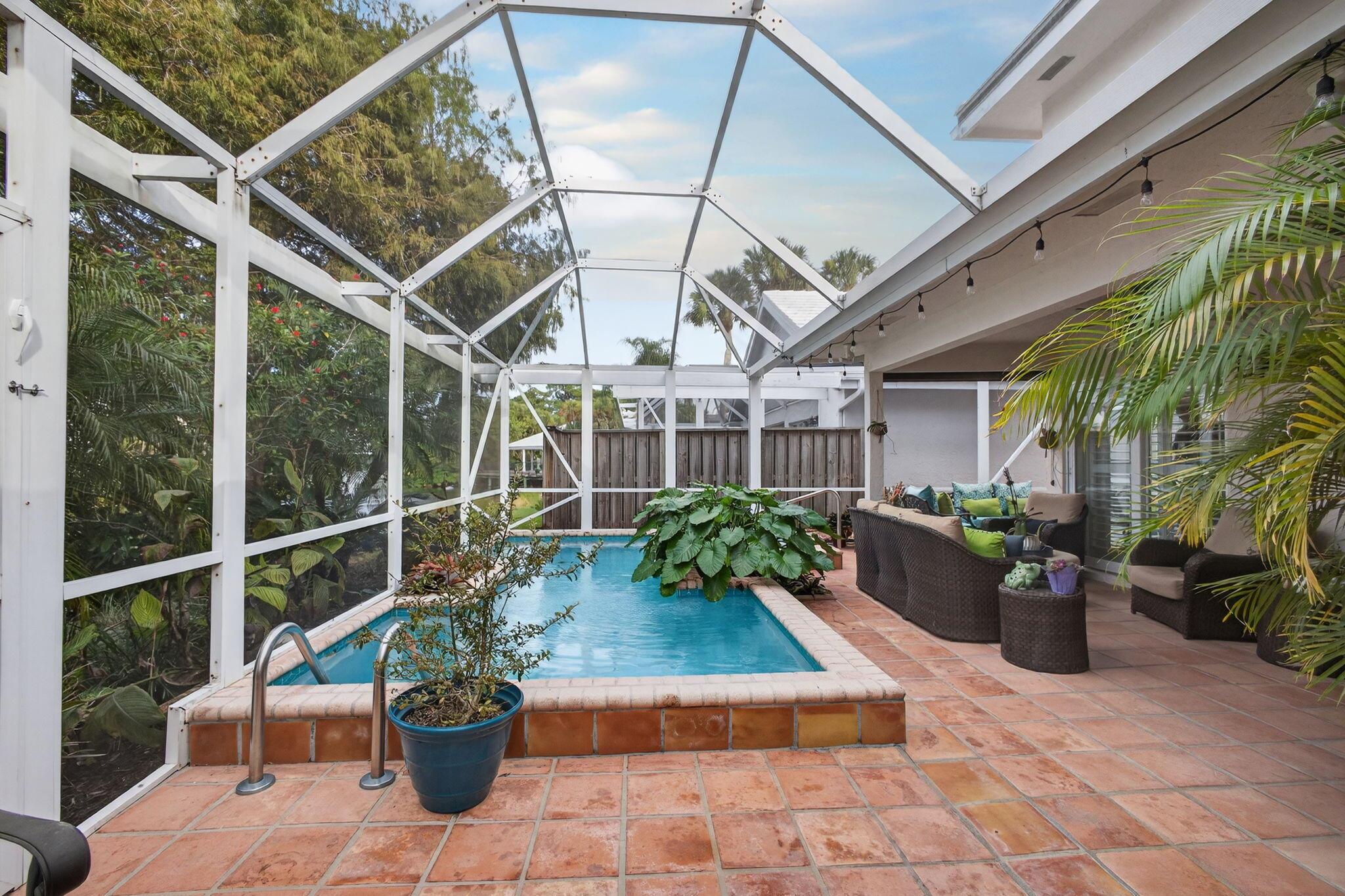 CANTERBURY AT PGA NATIONA - Residential