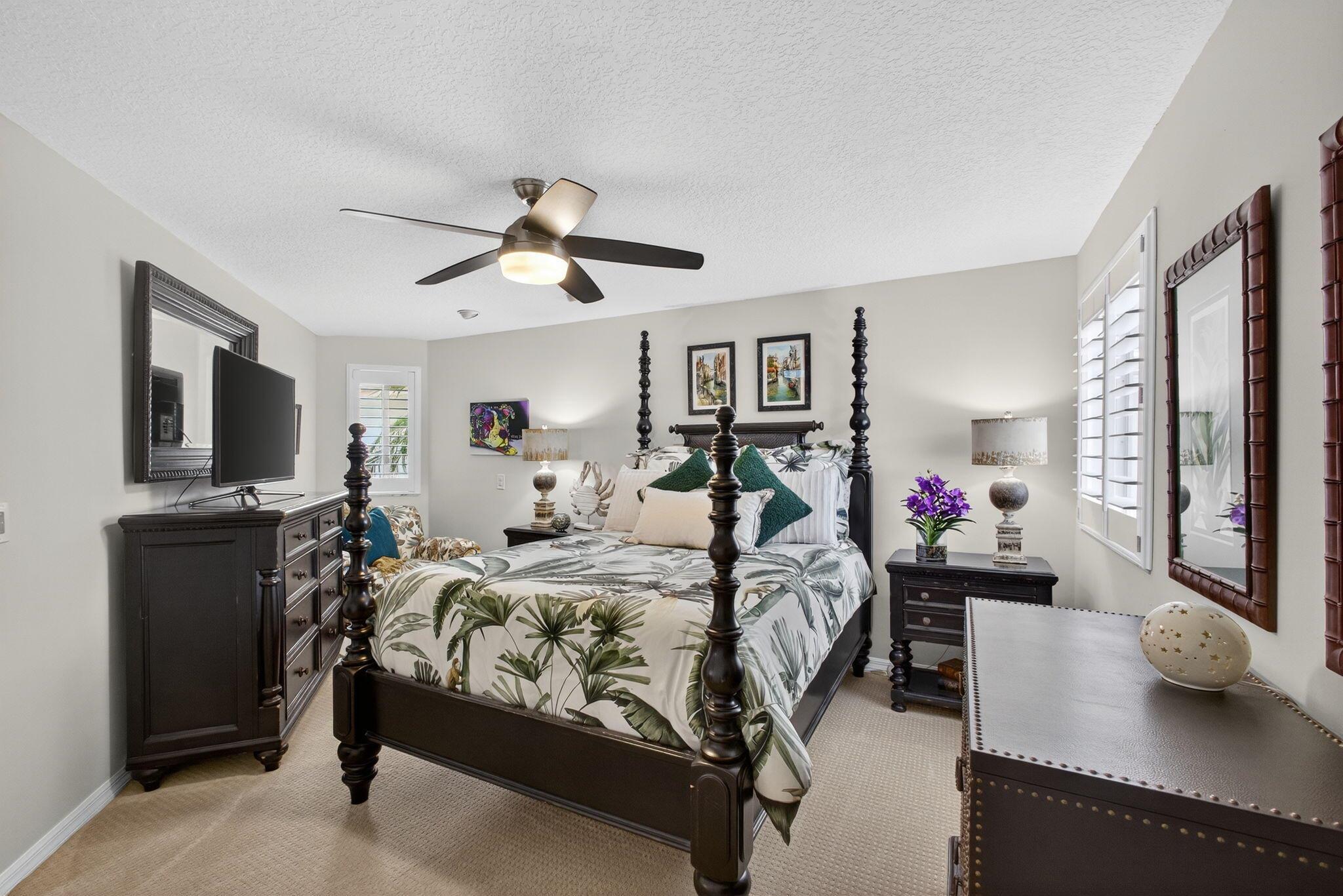 CANTERBURY AT PGA NATIONA - Residential