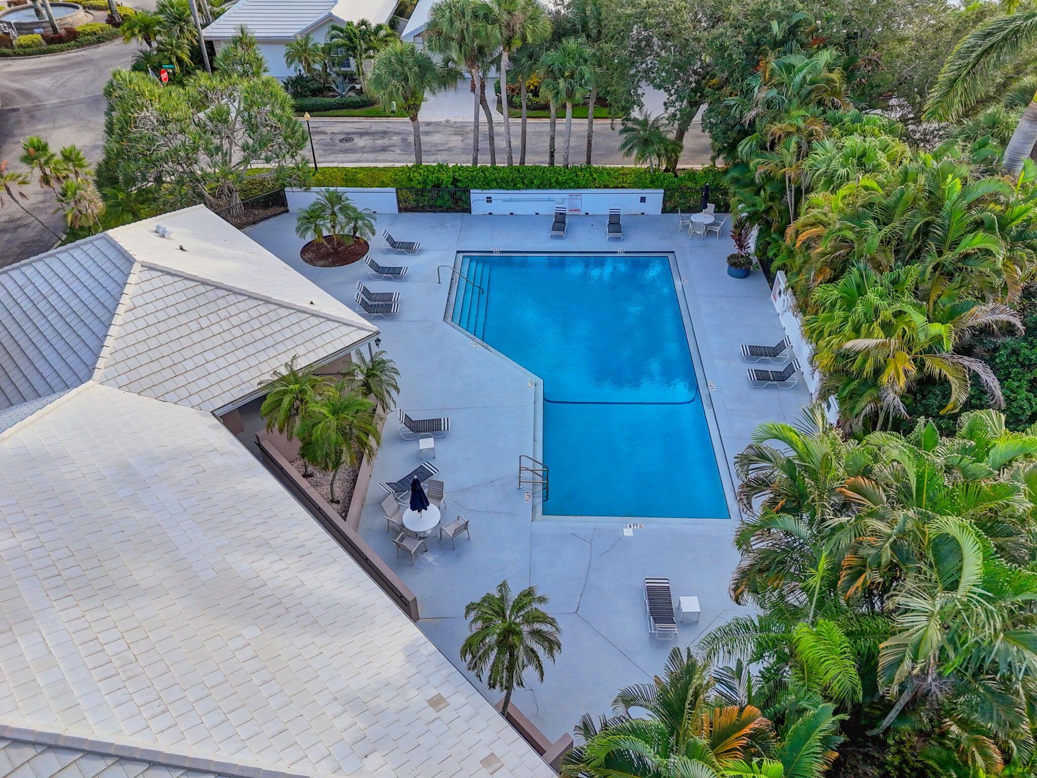 CANTERBURY AT PGA NATIONA - Residential