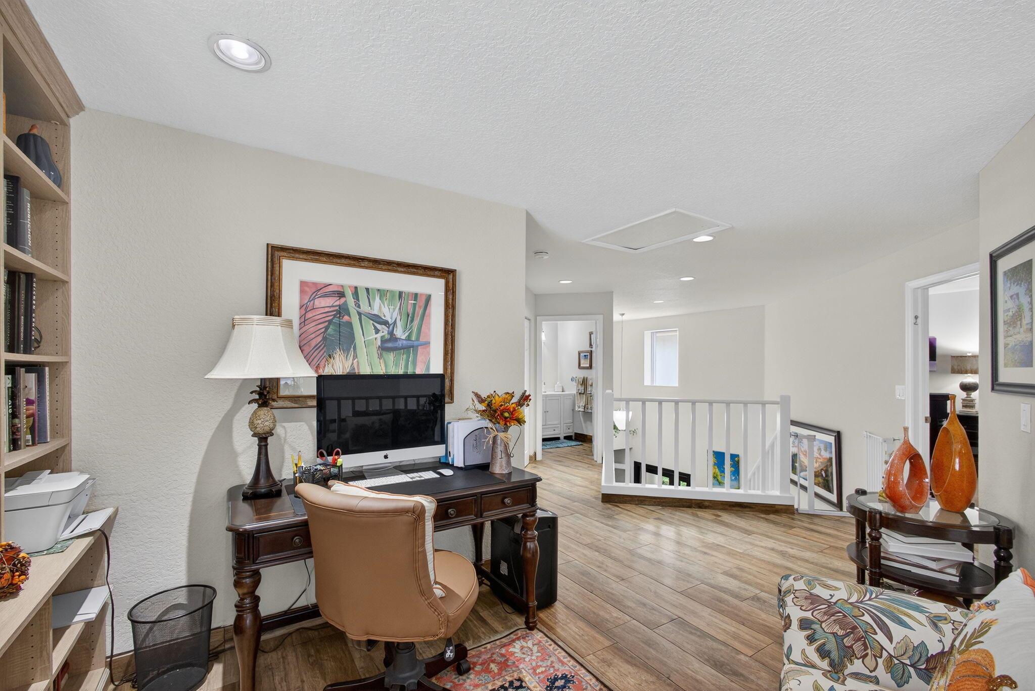 CANTERBURY AT PGA NATIONA - Residential