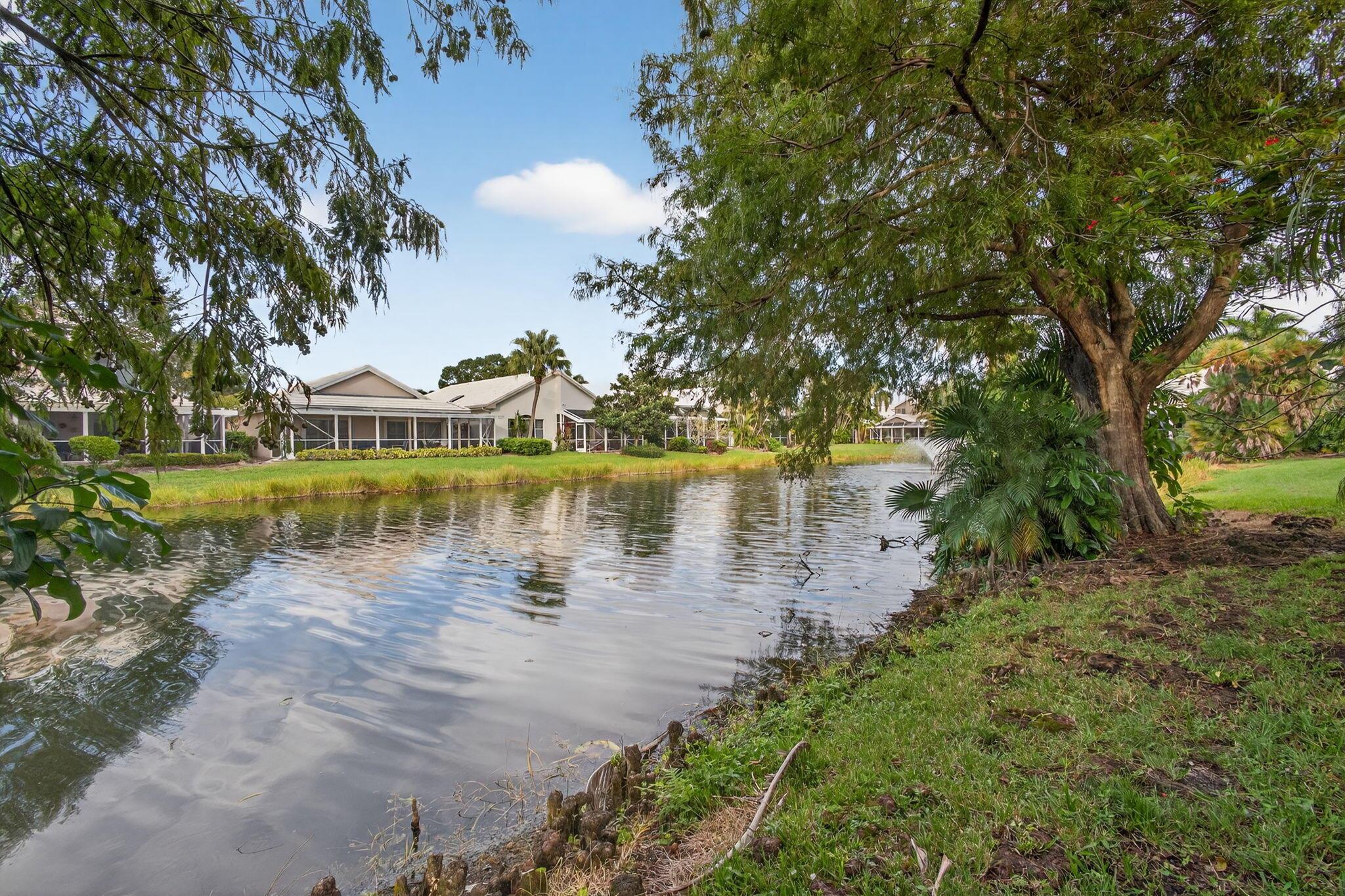 CANTERBURY AT PGA NATIONA - Residential