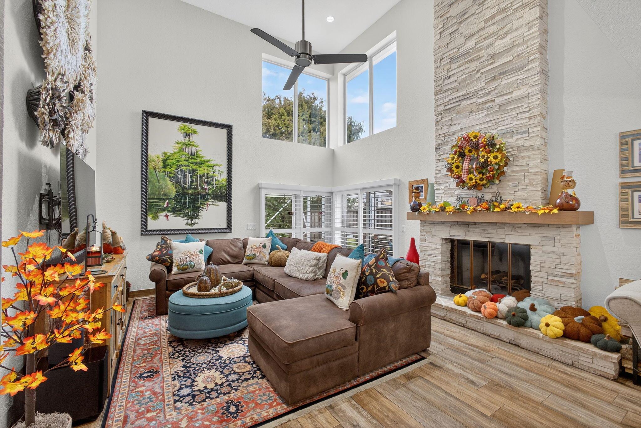 CANTERBURY AT PGA NATIONA - Residential