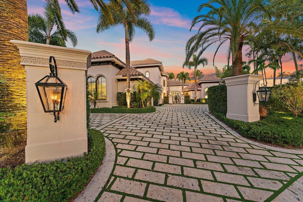 Photo of 372 Regatta Drive, Jupiter, FL 33477 (MLS # R11152799)