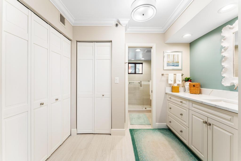 OCEAN TRAIL CONDO I - Residential