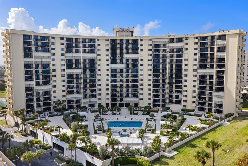 Photo of 200 Ocean Trail Way #T7, Jupiter, FL 33477 (MLS # B26000444)