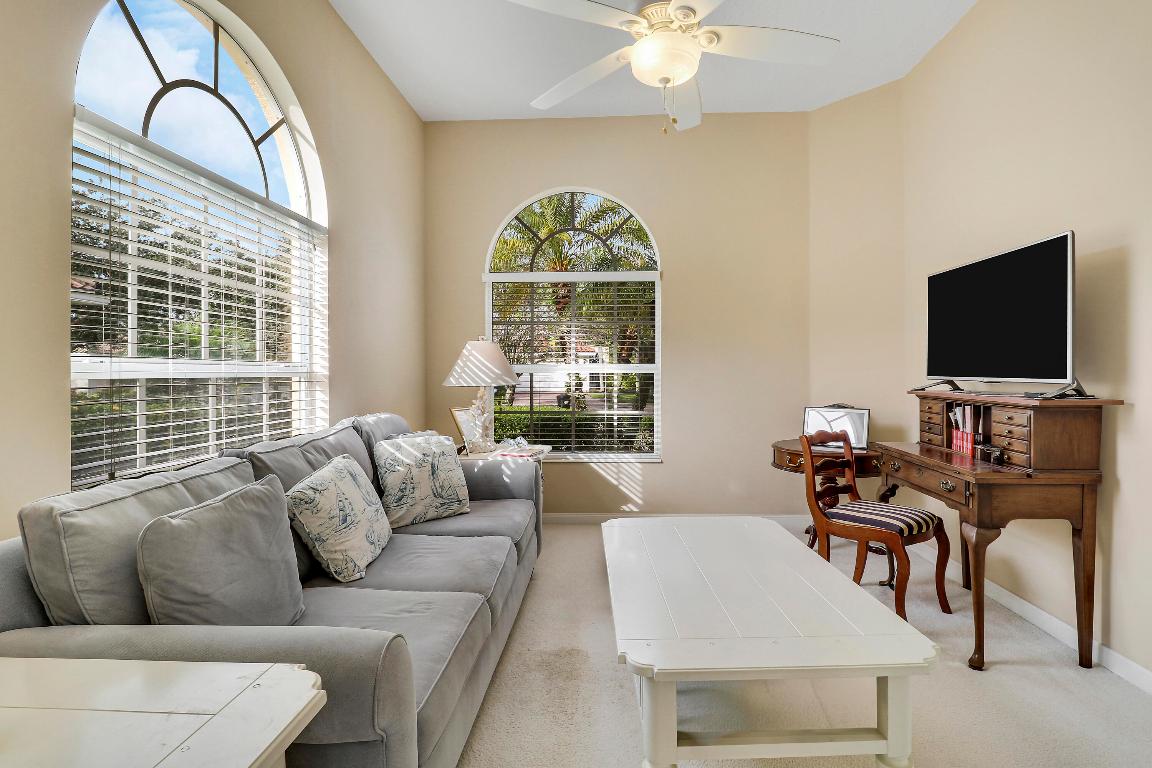 8337 SE Angelina Court