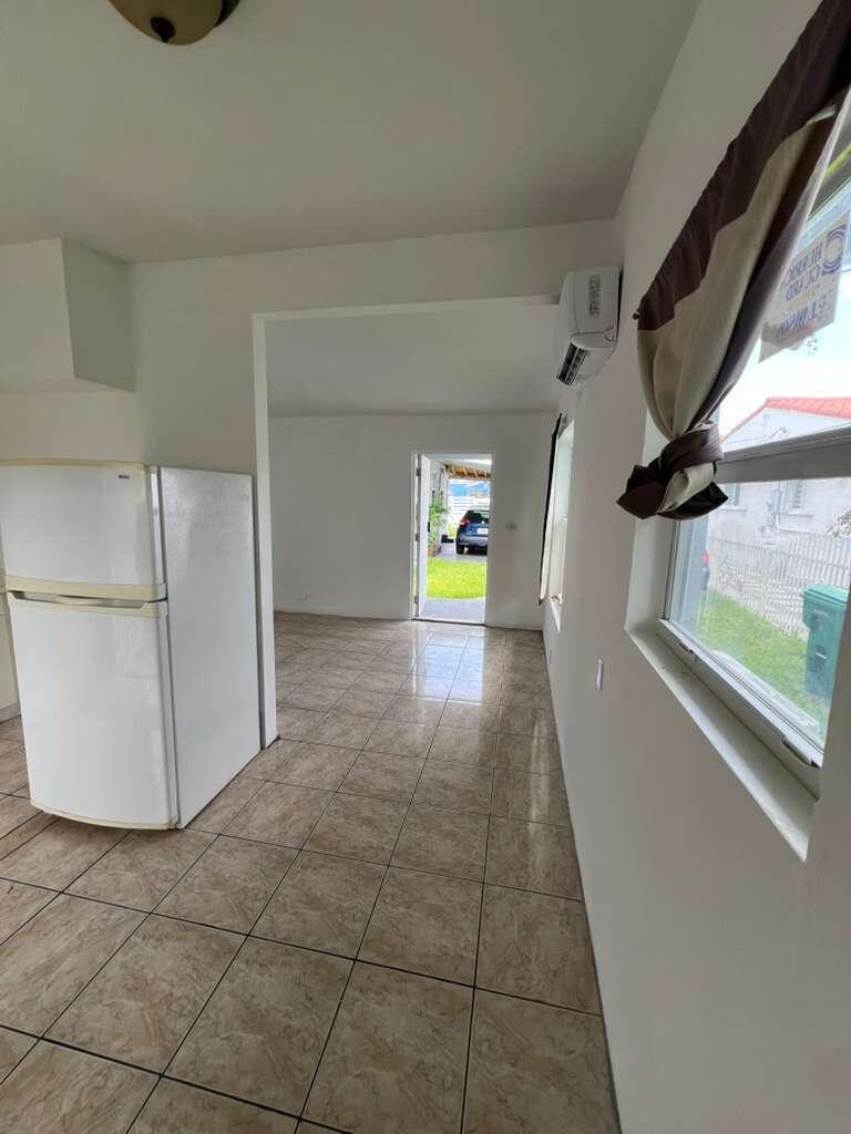 1524 NW 42nd Street B