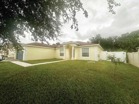 A home in Port St Lucie