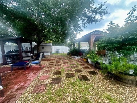 A home in Port St Lucie