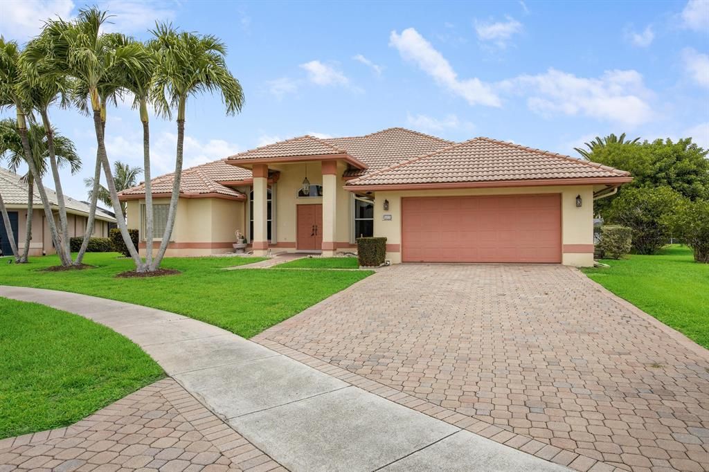 Photo of 7077 Thunder Bay Drive, Lake Worth, FL 33467 (MLS # R10881220)