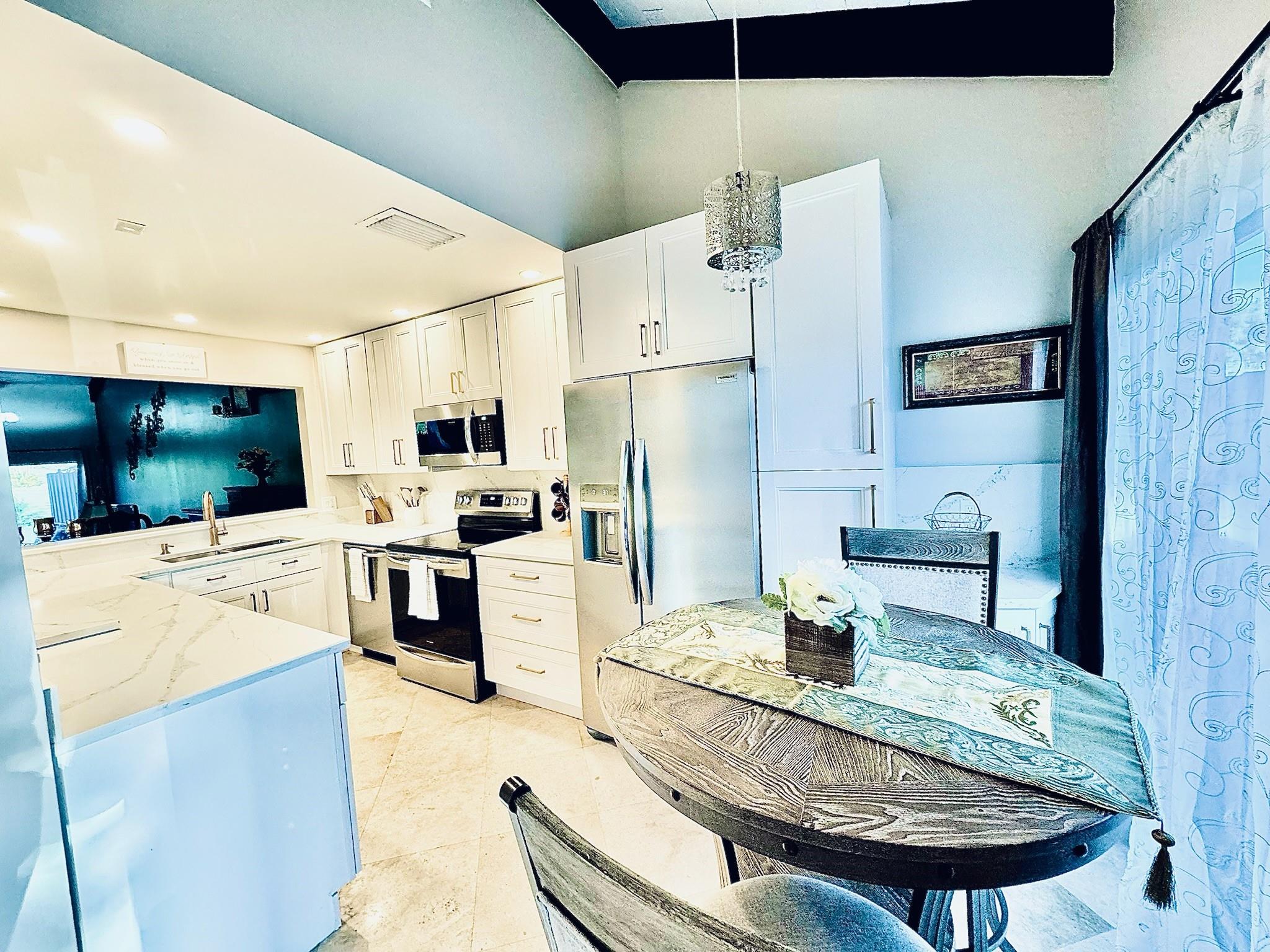 Arrowhead Golf & Tennis C - Residential Lease