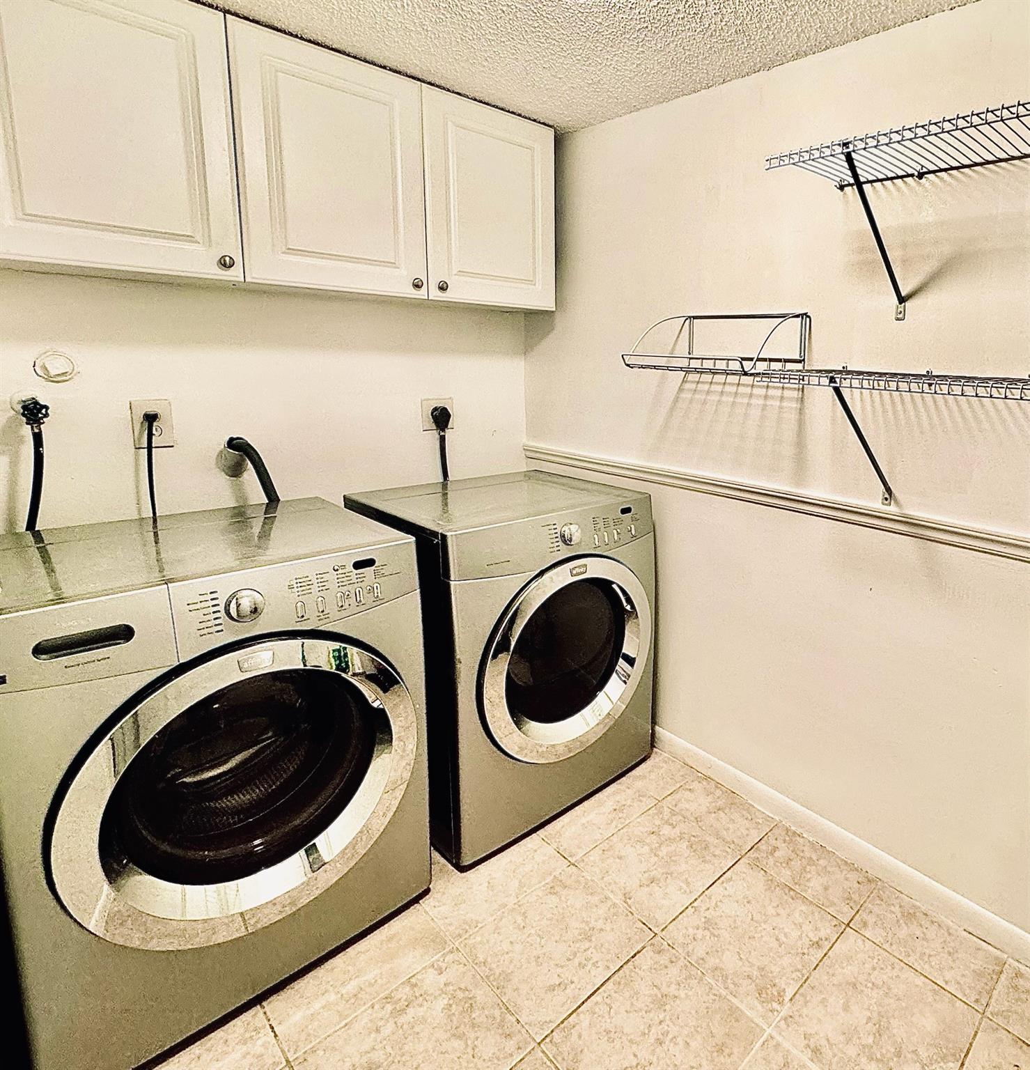 Arrowhead Golf & Tennis C - Residential Lease